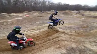 WIDE OPEN PITBIKE BATTLE!! CRF110 vs TTR110
