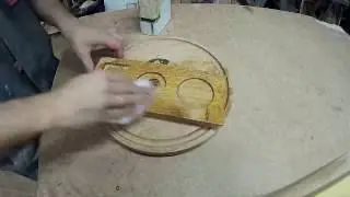Доски для подачи пива и закуски.