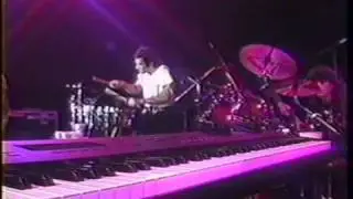 Gino Vannelli in Montreal - People Gotta Move