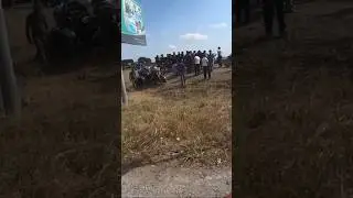 Üç təkərli motosiklet Harley Davidson yoldan çıxıb aşdı. Videonun tamamı kanalda