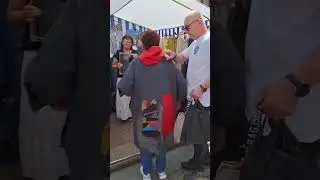 Пальто с котами. А вы бы надели?