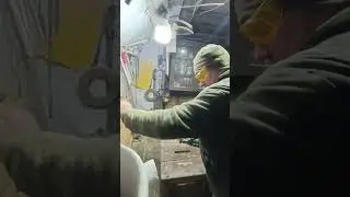 ГРИНДЕР в РАБОТЕ.