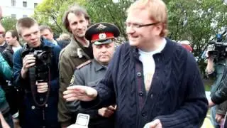 Милонов пощупал оппозицию на Исаакиевской