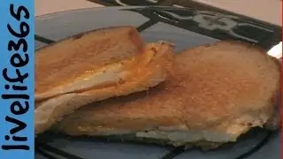 How to...Make a Killer Fried Egg Grilled Cheese Sandwich