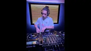 1One Moe - Organic & Progressive Dark Set Mix  2023