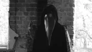 Creepy video of masked figure could be death threat to Obama 01101101 01110101 0110010