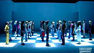 Alexander McQueen's Fashion Chess Game | Videofashion Library