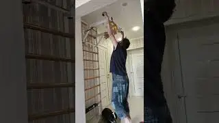Подтягивания широким хватом. 3 мая 2023