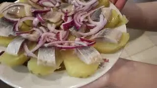 Быстро и вкусно !!! Закуска !!! Селёдка с картошкой !!!
