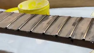 Fret polish