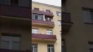 Муж не вовремя вернулся домой