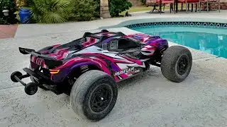 Traxxas Rustler 4x4 VXL Street Assault!