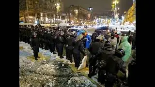 Штурм беркутом баррикад на Евро Майдана в 02:00 11.12.2013 Часть 1