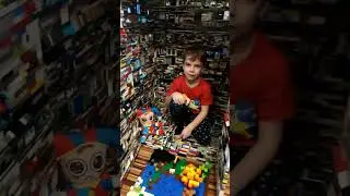Живу в большом доме из ЛЕГО 