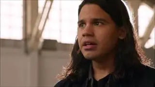DC's Legends of Tomorrow S02E07 Cisco  Nate Vibe to the Dominators