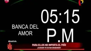 Captan a parejas teniendo relaciones sexuales en plena vía pública