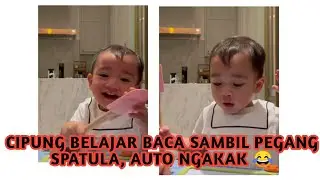 LUCU BGT CIPUNG BELAJAR BACA SAMBIL BAWA SPATULA 😂