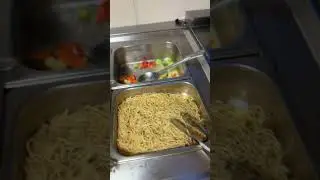 У повара очень хорошое настроение