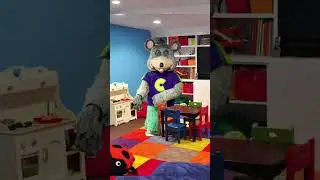 Found Chuck E Cheese Animatronic In Desert
