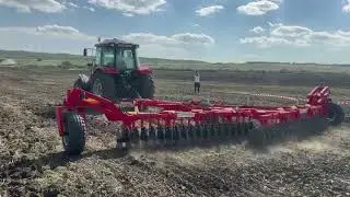 Выставка МинводыАГРО 2023 демопоказ Иранского трактора ITM 4120 с дисковым лущильником БДТ-АГРО