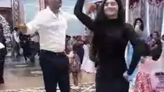 Национальный памирская танец....Ракси бехтарини помери