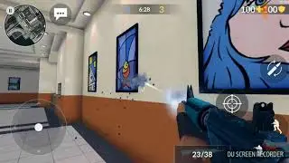 Дуэль против -_-CreeperYT-_-  (у него лагало)