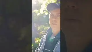 Ян Топлес