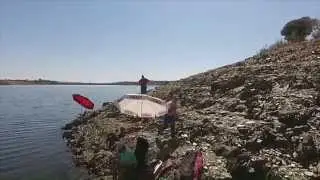 Um dia de pesca na barragem de Alcantra, Espanha