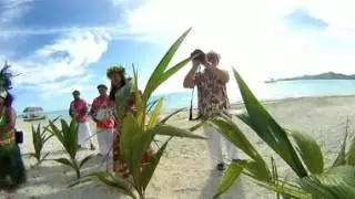 TRADITIONAL TAHITIAN WEDDING ON THE MOTU (360 degree VIDEO)