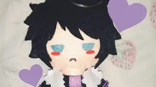 a absolutely entertaining unwrapping video [Custom DJ Vinyl plush hanger thing]
