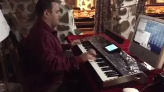 Чеченская лезгинка пальцами русского музыканта