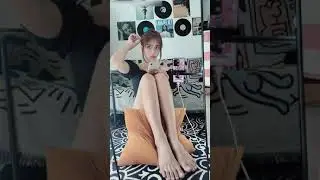 直播小郑今天真好看 丝足 Live broadcast Xiao Zheng looks really good today,   silk feet