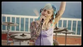 Flora - Gelat (Videoclip Oficial)