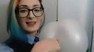 Fucking glove - если вы один на карантине - можно трахнуть мед. перчатку 😂
