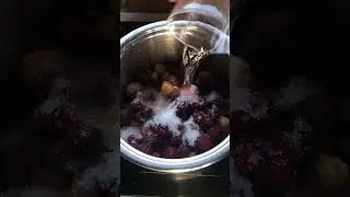 Соус из малины для десертов и коктейлей #shorts