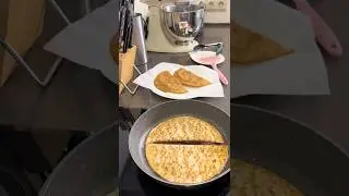 Quick and easy chebureki. 