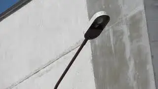 Старые уличные фонари ЖКУ-01 и СКР-250-У1 с лампами  ДРЛ