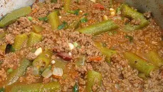 CARNE MOÍDA COM QUIABO SEM BABA