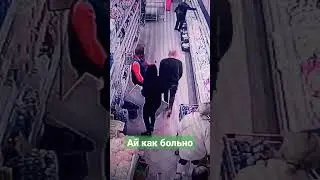 #прикол #funny #shorts по яйцам #TikTok