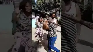 EMAK EMAK DI KAMPUNG BENTROK