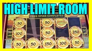Playing 2 SLOT MACHINES at once in the HIGH LIMIT slots room at Resorts World!
