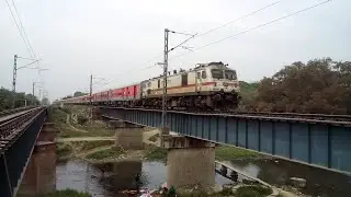 14006 Lichchavi Express (Anand Vihar - Sitamadhi)