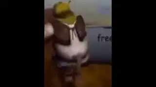 Шрек танцует под будильник (опоздает ведь) 