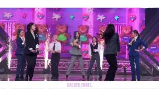 Oh My Girl Dun Dun Dance - Yooa and Binnie moment
