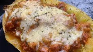 DELICIOUS SPAGHETTI SQUASH W/MEAT SAUCE THAT YOUR KIDS WILL ABSOLUTELY LOVE #homecooked  #cooking