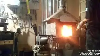 Меч,нож,игла,топор!