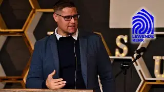 Die Hart agter die aksie - Saam Rian Van Niekerk