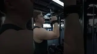 Lifting straps are key for the gym