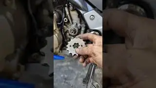 Proses pemasangan gear depan suzuki satria fu