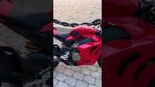 Ducati Panigale V4S 2023